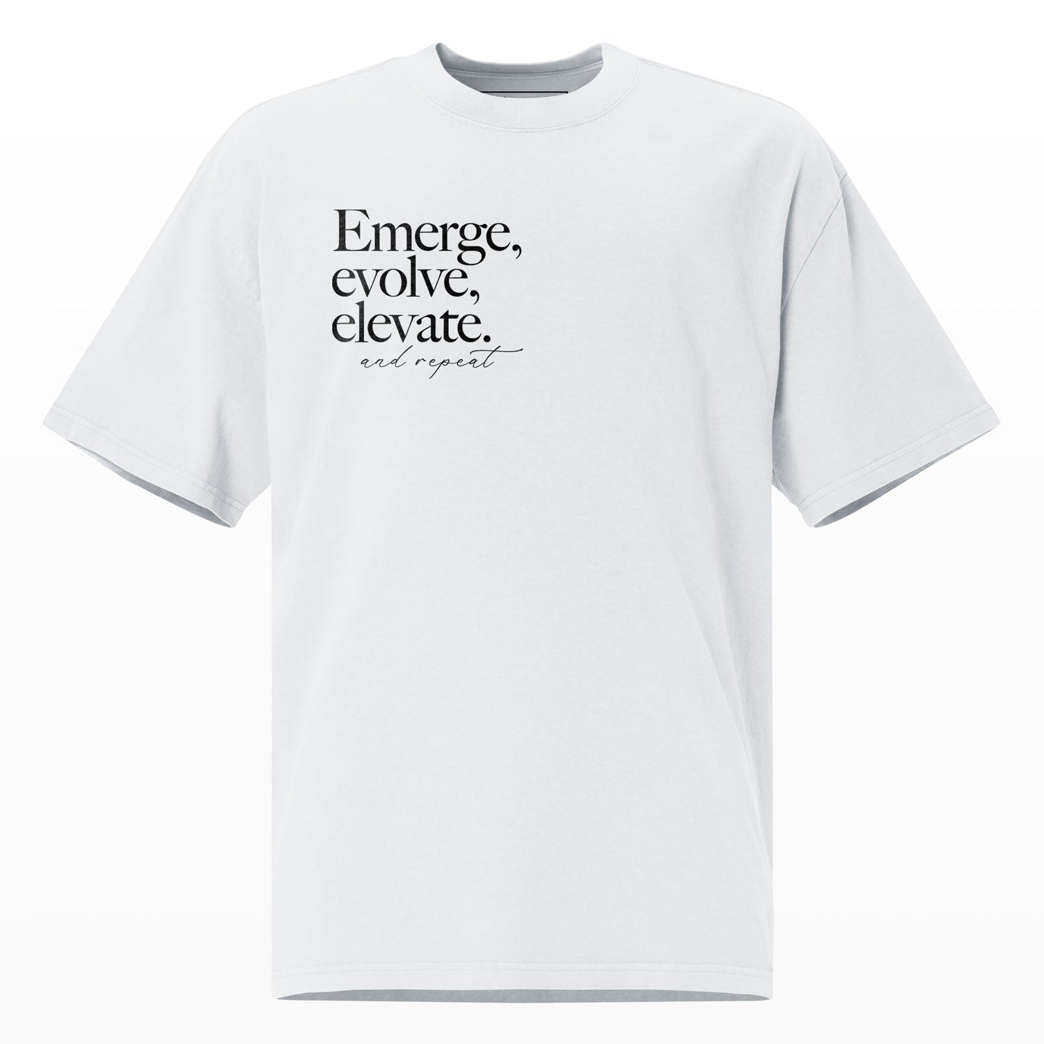 Parte delantera de la T-Shirt Emerge, Arte original, algodón 100% premium, estilo oversize, color blanco, producción sostenible, streetwear mexicano, envío rápido. Diseño tipográfico Aesthetic. Streetwer mexicano.